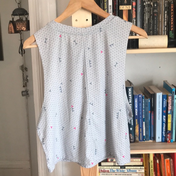 GAP Fit cropped muscle tank - Picture 6 of 7